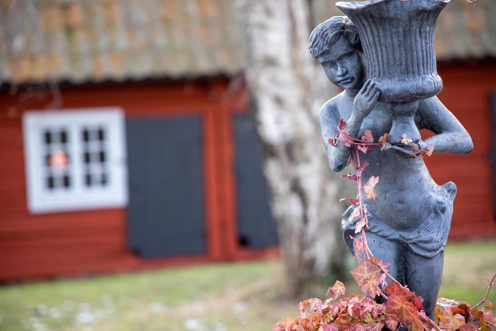 Hem Till Garden Boutique Hotel Vasteras Exterior foto