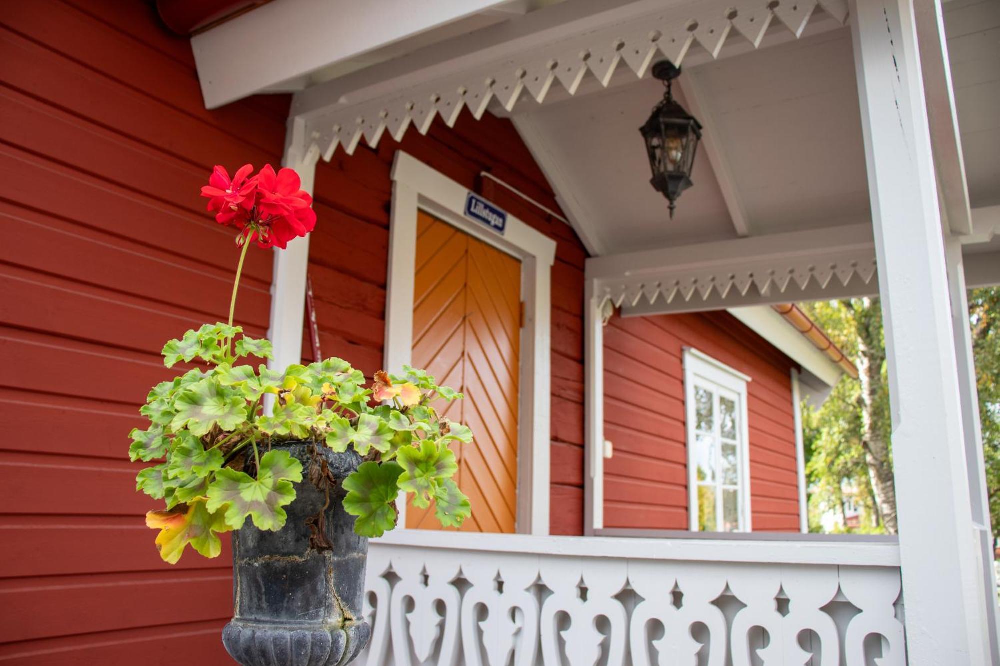 Hem Till Garden Boutique Hotel Vasteras Exterior foto
